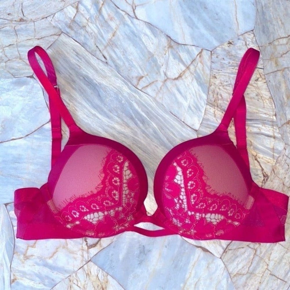 Bombshell Lace Plunge Red Push Up 32b - image 3